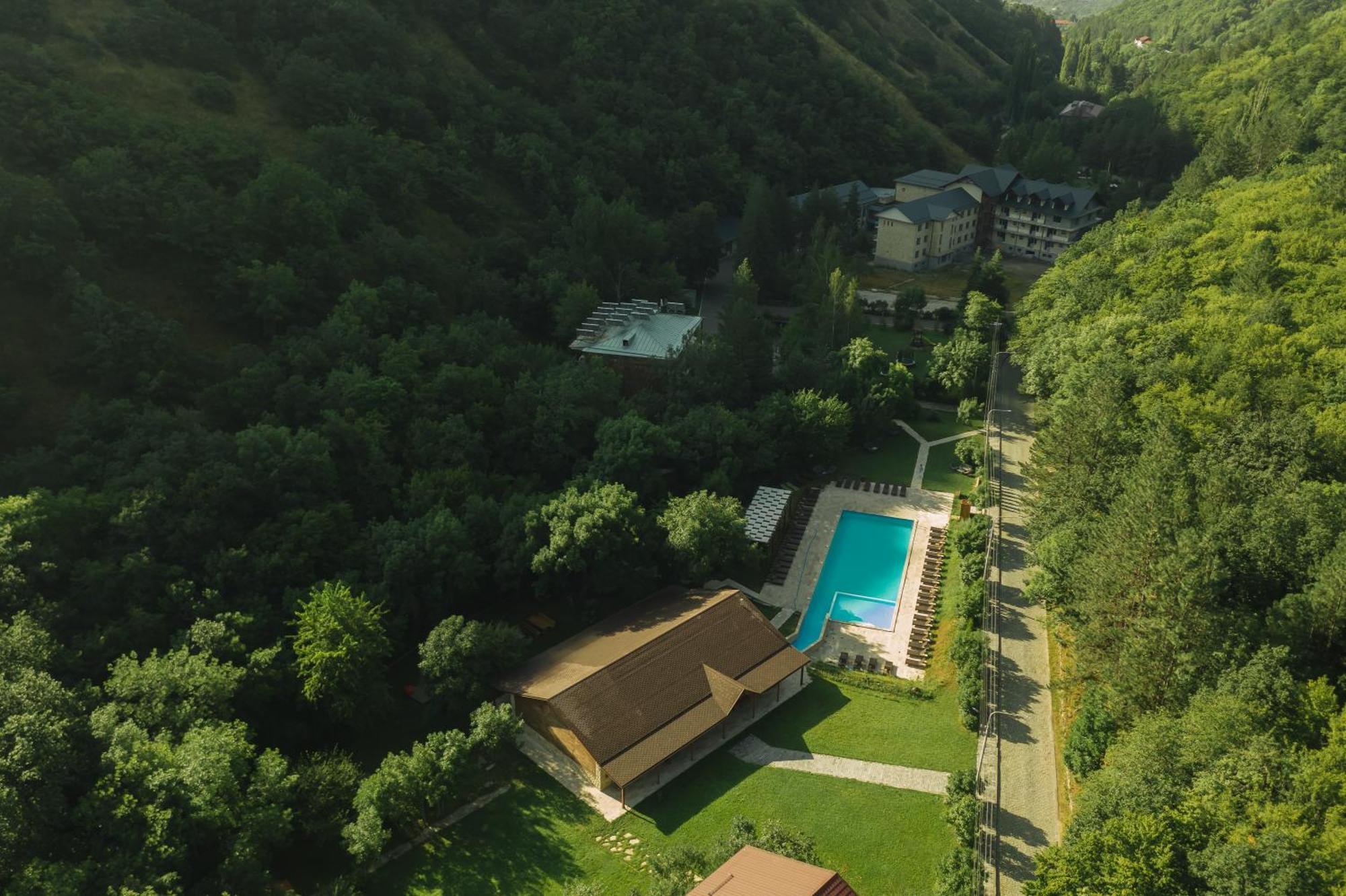 Apricot Aghveran Resort المظهر الخارجي الصورة